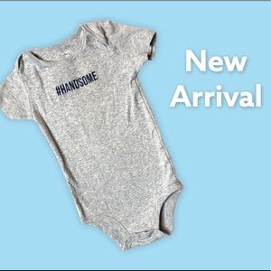 CARTER’S ONESIE (24M)